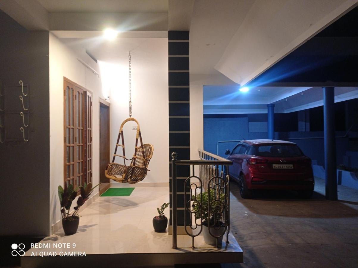 Fab House Apartment Thekkady Exterior photo